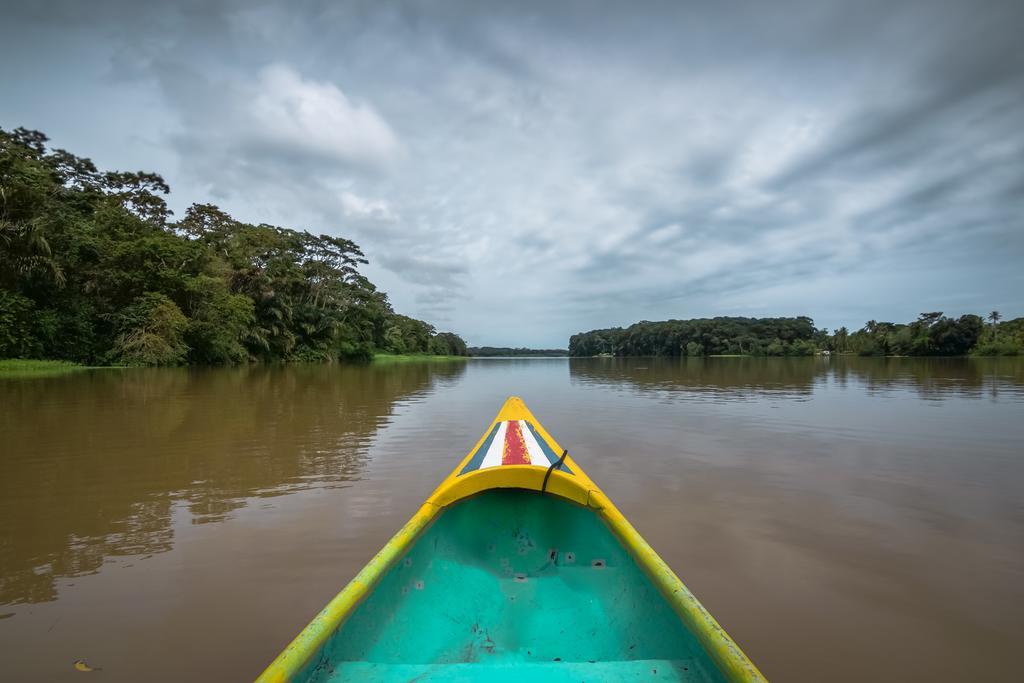 Lirio Lodge Barra de Pacuare Экстерьер фото