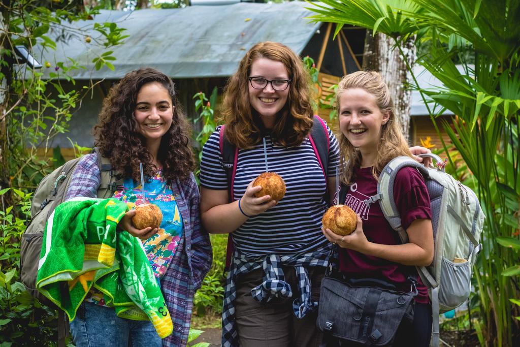 Lirio Lodge Barra de Pacuare Экстерьер фото